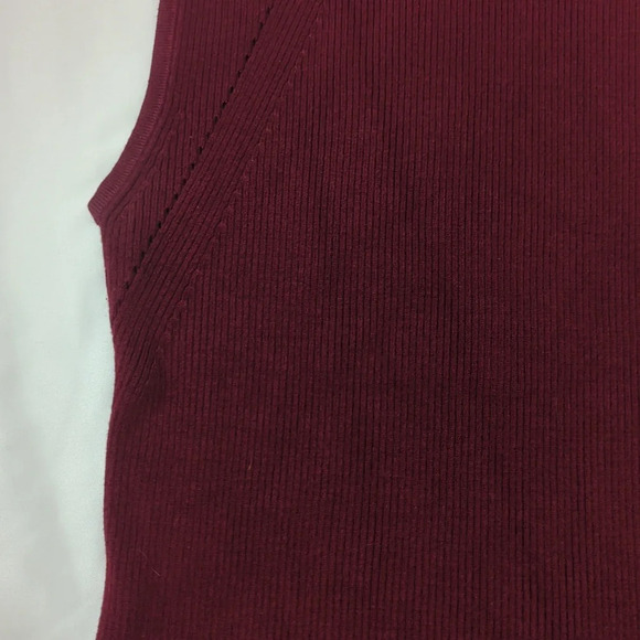 White House Black Market Sleeveless Turtleneck Sweater, Color Maroon Size M - Picture 10 of 13